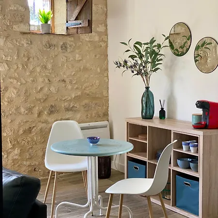 Le Clos Des Vignes Apartment